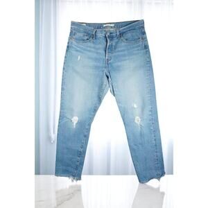 Levi's Women's Premium Wedgie Icon Fit Jeans size 31